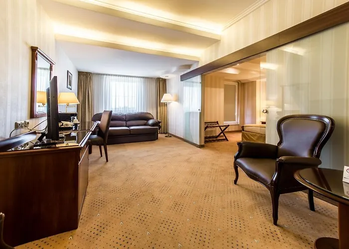 King Suite